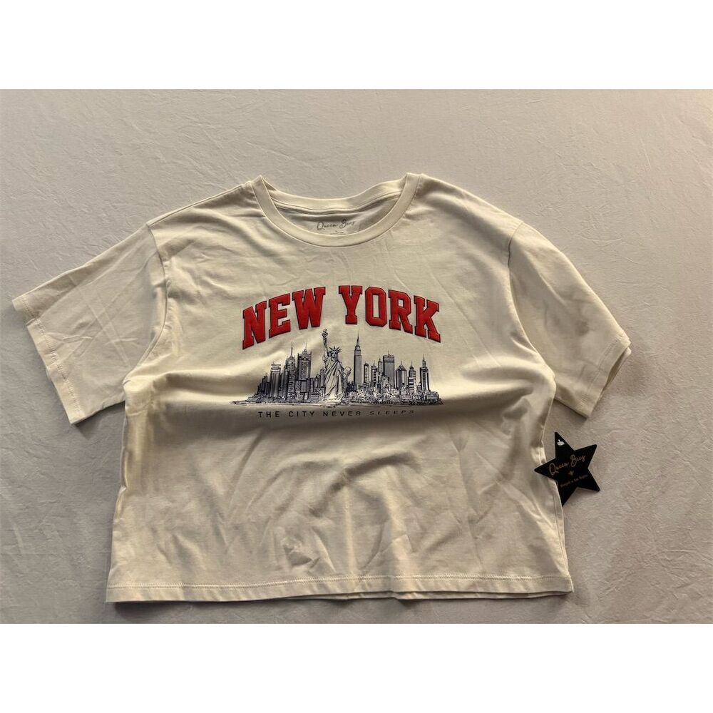 Queen Bee  Women’s NYC Graphic T-Shirt White Size L‎